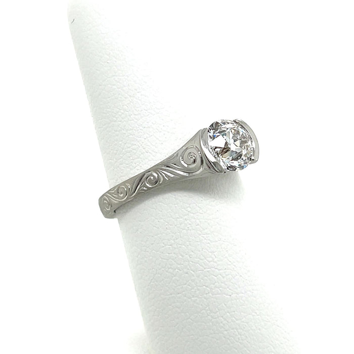 Preloved 1.36ct G VVS2 Lab Grown August Vintage Round in Designer Platinum Ring